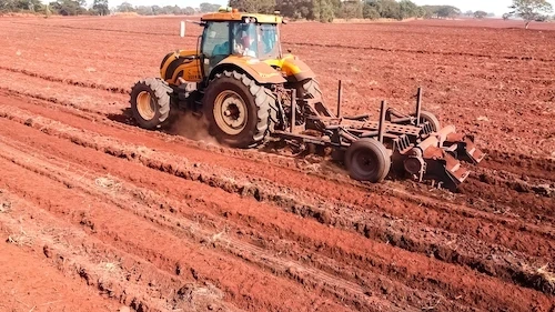 Vector II ganha destaque na imprensa por avanço no preparo localizado da cana-de-açúcar